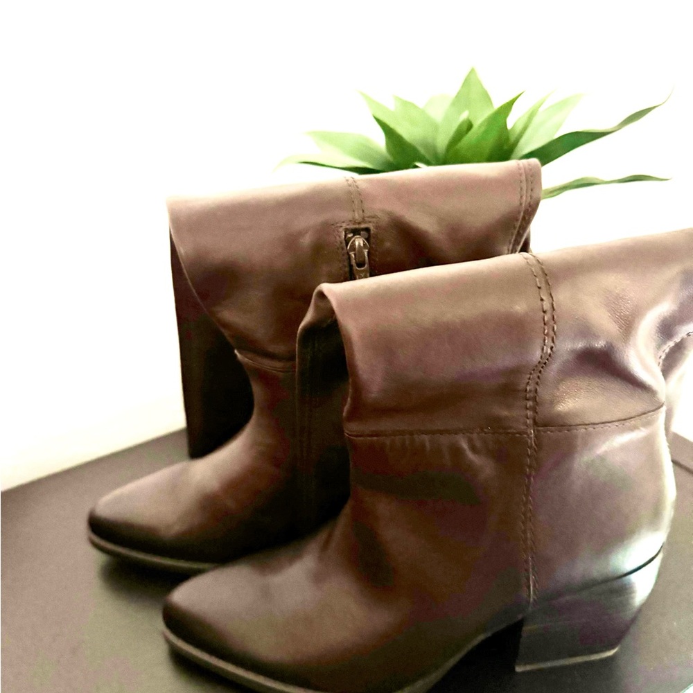 Naturalizer tall boots